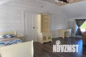 Дом 230м², 2-этажный, посуточно,