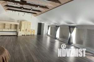 Дом 230м², 2-этажный, посуточно,