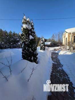 Коттедж 220м², 2-этажный, участок 10 сот.