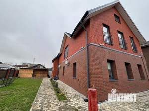 Дом 265м², 2-этажный, участок 6 сот.