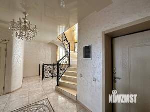 Дом 310м², 3-этажный, участок 9 сот.