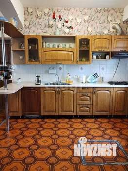 Дом 199м², 2-этажный, участок 5 сот.