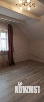 Дом 138м², 2-этажный, участок 10 сот.