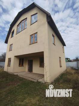 Коттедж 240м², 3-этажный, участок 6 сот.