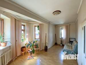 Коттедж 240м², 3-этажный, участок 10 сот.