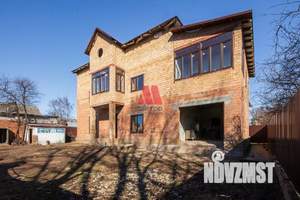 Дом 383м², 4-этажный, участок 6 сот.