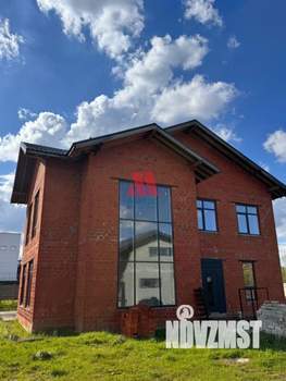 Дом 370м², 2-этажный, участок 10 сот.