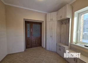 Коттедж 220м², 2-этажный, участок 10 сот.