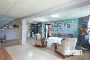 Коттедж 175м², 3-этажный, участок 10 сот.