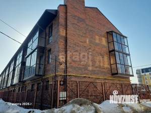 Дом 214м², 3-этажный, участок 1 сот.