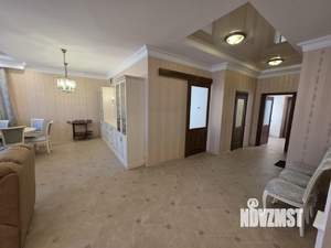 Коттедж 220м², 2-этажный, участок 10 сот.