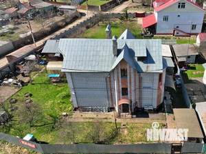 Коттедж 240м², 3-этажный, участок 10 сот.