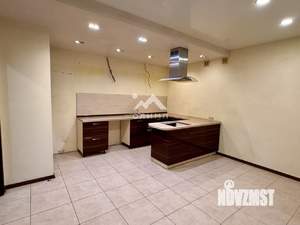 Таунхаус 296м², 3-этажный, участок 3 сот.