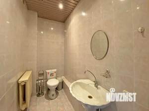 Коттедж 240м², 3-этажный, участок 10 сот.