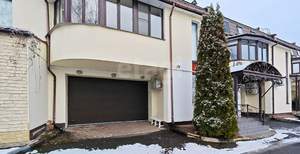 Дом 297м², 2-этажный, участок 3 сот.