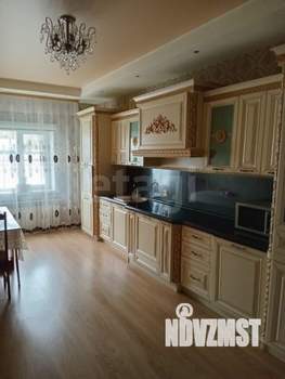 Дом 280м², 2-этажный, участок 7 сот.