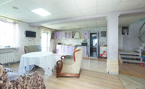 Дом 175м², 3-этажный, участок 10 сот.