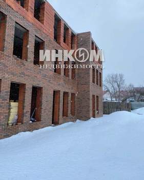 Дом 460м², 3-этажный, участок 7 сот.