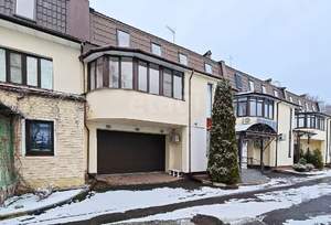 Дом 297м², 2-этажный, участок 3 сот.