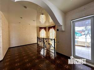 Дом 310м², 3-этажный, участок 9 сот.