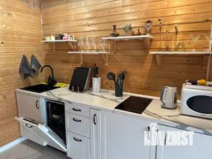 Дом 110м&sup2;, 2-этажный, посуточно, 