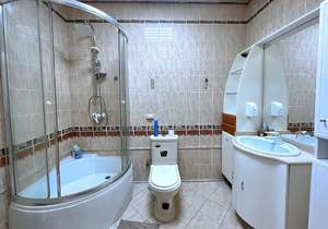 Дом 260м², 3-этажный, на длительный срок, 