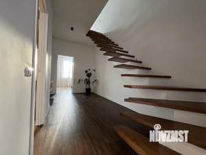 Таунхаус 156м&sup2;, 3-этажный, на длительный срок, 