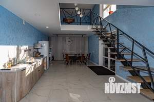 Дом 150м&sup2;, 2-этажный, посуточно, 