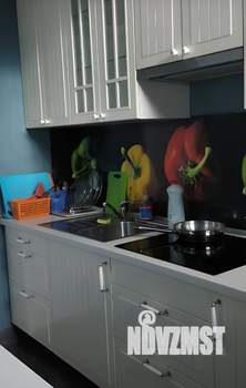 Коттедж 260м&sup2;, 3-этажный, на длительный срок, 