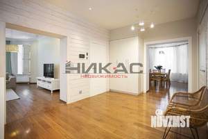 Дом 360м&sup2;, 3-этажный, на длительный срок, 