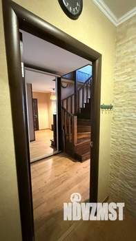 Таунхаус 106м&sup2;, 3-этажный, на длительный срок, 