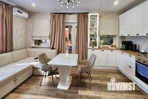 Коттедж 160м², 2-этажный, на длительный срок, 