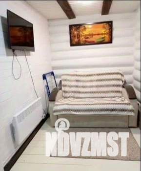 Дом 80м&sup2;, 2-этажный, участок 8 сот.  