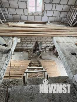 Дом 156м&sup2;, 2-этажный, участок 3 сот.  