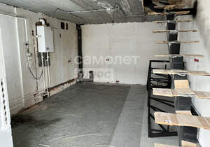 Дом 5984м&sup2;, 3-этажный, участок 1 сот.  