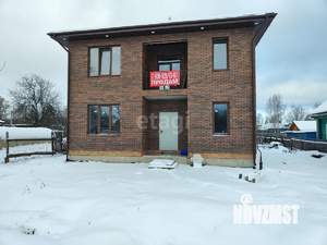 Дом 150м², 2-этажный, участок 10 сот.  