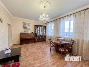 Дом 221м², 2-этажный, участок 5 сот.  