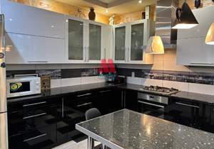 Дом 180м², 2-этажный, участок 6 сот.  