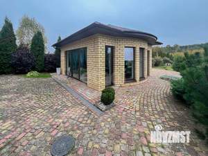 Дом 277м&sup2;, 2-этажный, участок 16 сот.  