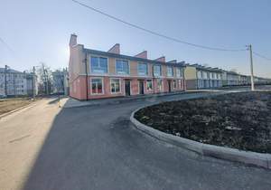 Дом 93м&sup2;, 2-этажный, участок 1 сот.  