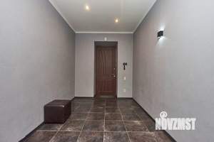 Таунхаус 310м&sup2;, 2-этажный, участок 7 сот.  