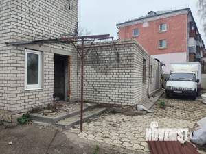 Дом 180м&sup2;, 2-этажный, участок 10 сот.  