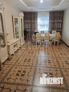 Дом 280м², 2-этажный, участок 7 сот.  
