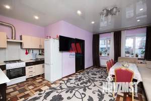 Дом 179м&sup2;, 2-этажный, участок 3 сот.  