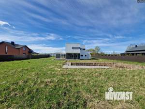 Дом 244м², 2-этажный, участок 25 сот.  