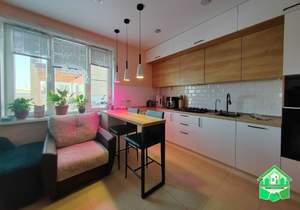 Дом 102м&sup2;, 2-этажный, участок 5 сот.  