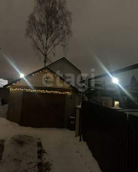 Дом 76м&sup2;, 2-этажный, участок 9 сот.  