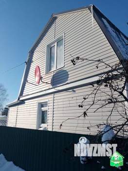 Дом 60м&sup2;, 2-этажный, участок 3 сот.  