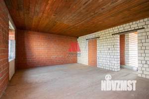 Дом 240м&sup2;, 2-этажный, участок 6 сот.  