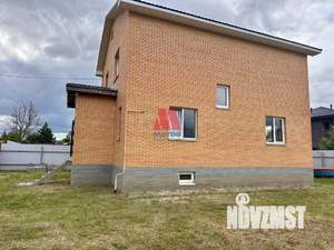 Коттедж 210м², 2-этажный, участок 571 сот.  